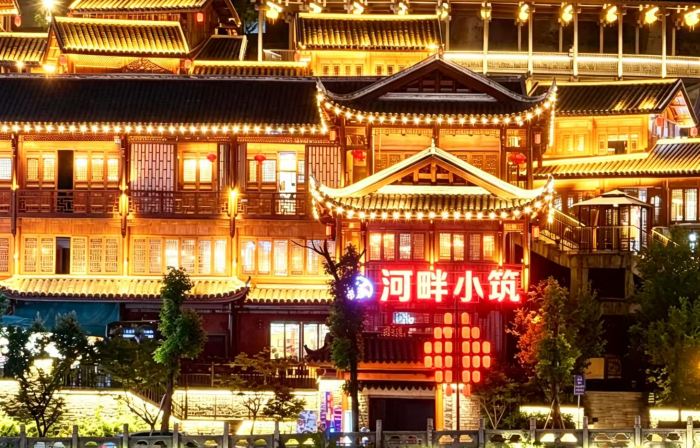 Xuan'en Riverside Hotel