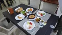 La Brisa Hotel