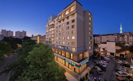 Qingdao Xujia Xinoxin Intelligent Hotel (May Fourth Square Olympic Sailing Center)