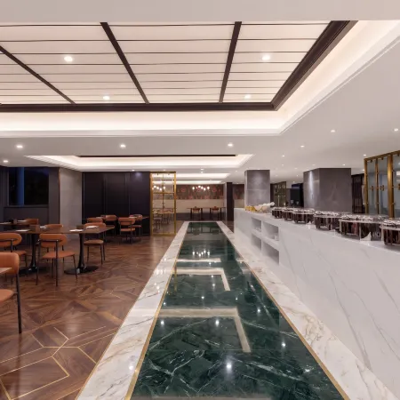 Amey Hotel (Lijiang High-Speed ​​Railway Station)