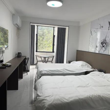 Baiyueju Homestay