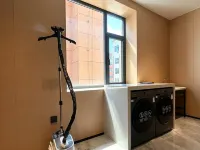 Linjiang Yuntu City Center Homestay Hotele w: Linjiang