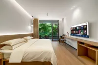 石上裏·溯溪竹海·親子度假美墅（皖南川藏線板橋村店） - شرفة