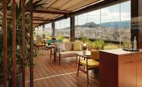 Zeus Wyndham Grand Athens - พร้อมอาหารเช้า