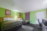 Highway Inn - 2-Star
