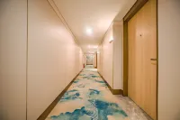 Beijing Xiaoxiang Xingsheng Hotel (Beijing West Station South Square Liqiao Metro Station Branch) - parking