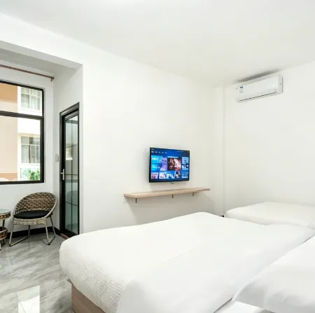 Yannanfei · See Seaside Homestay (Beihai Silver Beach)