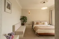 Haigang You·Man Scenic Apartment (Dalian Renmin Road Zhongshan Square Subway Station) - romantis