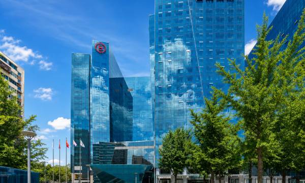Sheraton Grand Beijing Dongcheng Hotel(Metro line Anzhenqiao Station & Global Trade Center)
