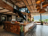 Top of the Loop Hostel Ha Giang - Hostels