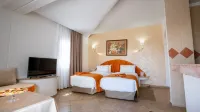 Intouriste Hôtel & Suites - Balkoner