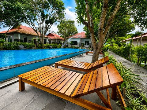 The Aurora Retreat Ong Lang Beach