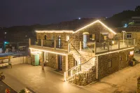 Zhenshan Linghai Hillowav Homestay (Tannan Bay Beach) - con vistas a la montaña