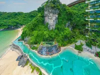 Vela Cat Ba Beach Resort, Flamingo Sea & Sand Residence - Beach