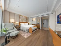 Jinjiang · VIENNA Vienna International Hotel (Jingzhou Ancient City Wanda Plaza) - С тренажерным залом