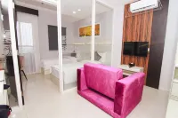 Daima Suites Margonda - parking
