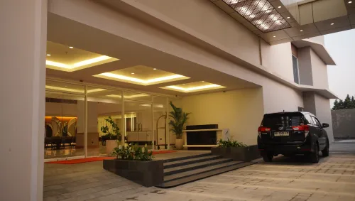 Grand Serayu Hotel Yogyakarta - Boutique