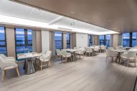 Parkland Hotel Hotels in Cangnan