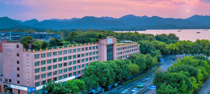 Sofitel Hangzhou Westlake Hotels in Hangzhou