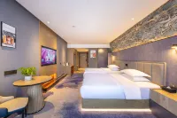 Xining Conch Hotel (Haihu Wanda)