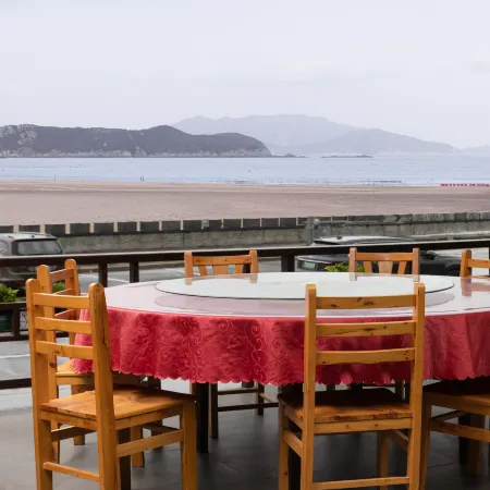 Zhoushan peach blossom island to listen to chao xiaozhuang