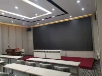 Metropolo Jinjiang Hotel ((Shangri-La Songzanlin Temple) - Business