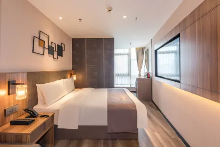 Homeinn Plus Hotel (Beijing Jianguomen Capital Pediatric Institute)