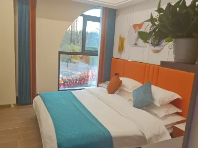 Jingding Zhiyou Business Hotel (Fengdu County People's Hospital)