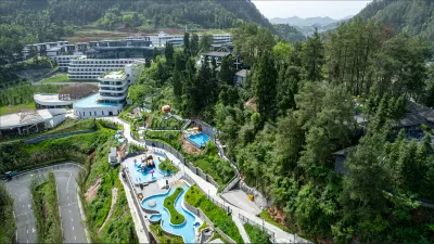 Wyndham Grand Plaza Royale Hot Springs Fenghuang Hôtels à : Fenghuangxian