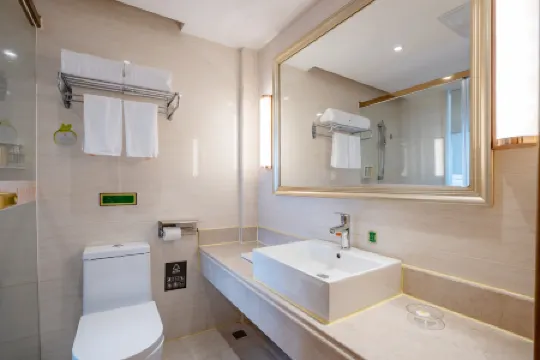 Vienna 3 Best Hotel (Guangzhou Airport Road Wanda Plaza)