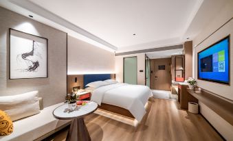 Ludian Longteng International Hotel (Ludian Bus Station Taiyang Lake)