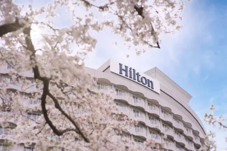 Hilton Tokyo Odaiba Отели рядом со станцией Осаки
