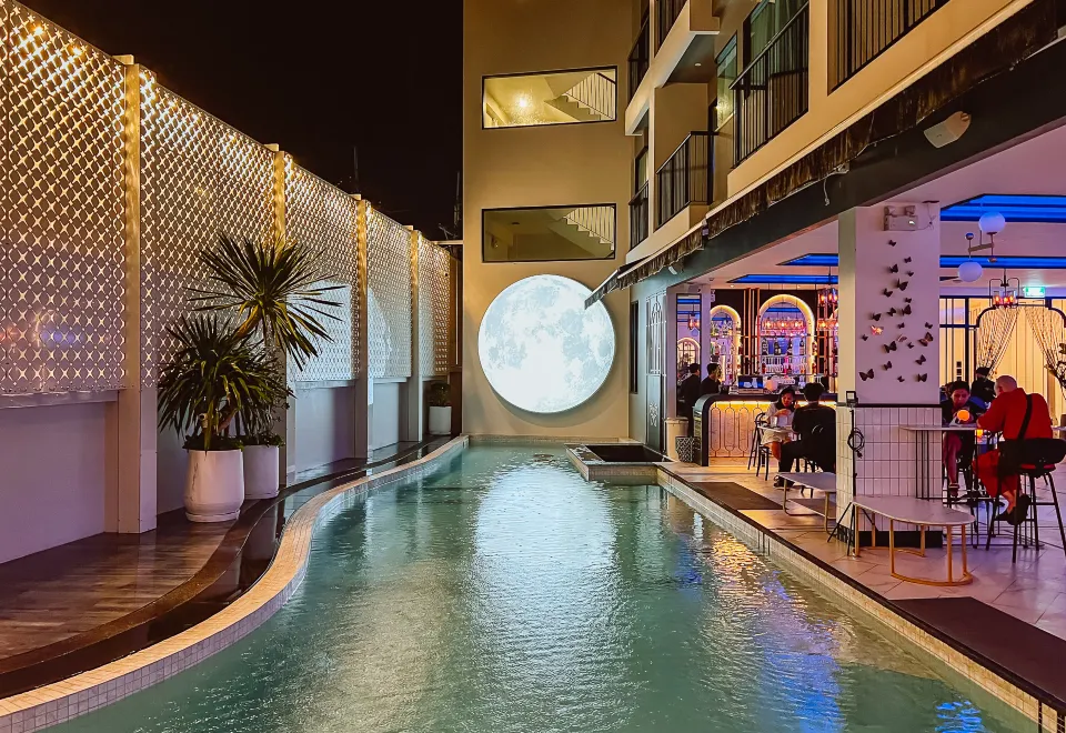 Foto 2 de Ratri Hotel Phuket Old Town
