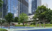 Yiban Apartment (Longguang Century Business Center Shantou High-Speed Railway Station)