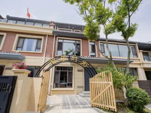 Dalian Xianle Time Homestay (Jinshitan National Tourism Resort)