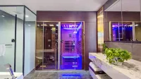 Grand Rezen Hotel Tekesi