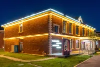 Keketuohai Charlie Snow House โรงแรมใกล้คลับโกโก้ทูทะเลดําเจาะ