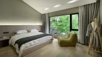 Jinhua Wuyi Zìzì Valley Villa Hot Spring Resort & Spa