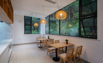 Daoban Weijia Youyuli Homestay (Gaoqiao Branch)