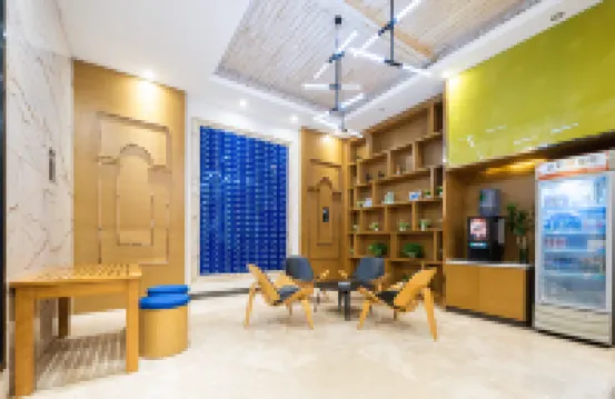Yeste Hotel (Jianli Jinyuan Materials Market)