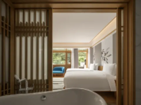 GF·HEALING HOTEL & RESORT Hotels near Yulong Snow Mountain Ropeway