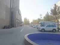 Shengyuan Hotel - parking