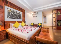 Samnak Lounge Hotels in Сіємреап