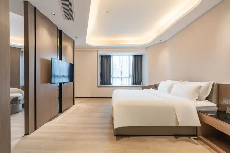 Poltton Service Apartment (Zhongshan Huangpu Branch)