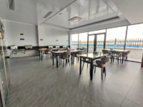 東島飯店（羅定市機場店）