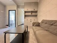 Yueju Apartment Hotel (Xinduhui Plaza High-speed Railway Station)