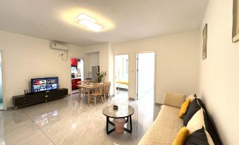 Meet Summer Seaview Apartment