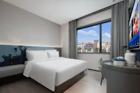 Guangzhou Panyu Bridge Light Residence Hotel Hotels near Xianchong Market