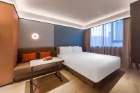 Orange Hotel (Qingdao West Coast Golden Beach, Jinggangshan Road Metro Station) โรงแรมในโซนพัฒนาเศรษฐกิจและเทคโนโลยีฮวงเต่า