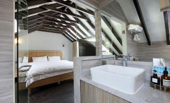 Hills Boutique Guesthouse
